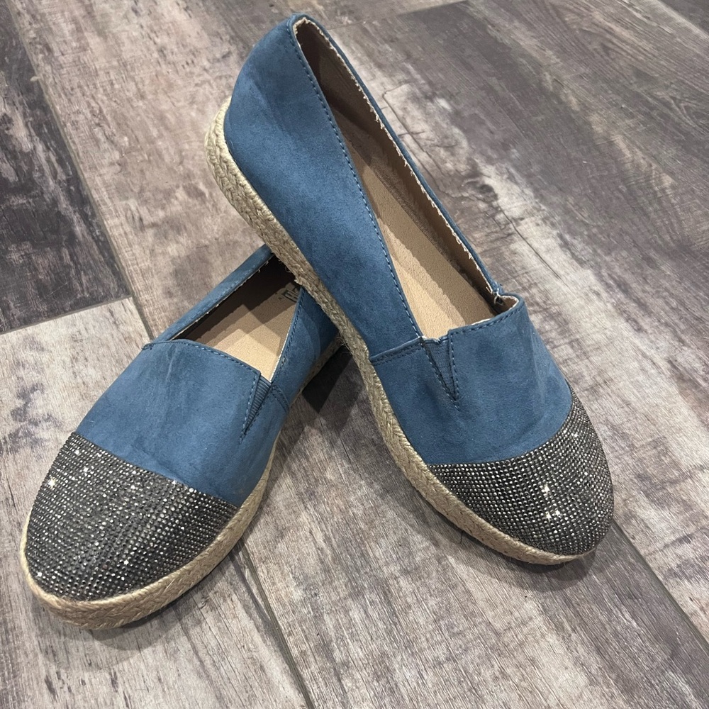 Brash Jean Blue and Grey Studded toe Sandals